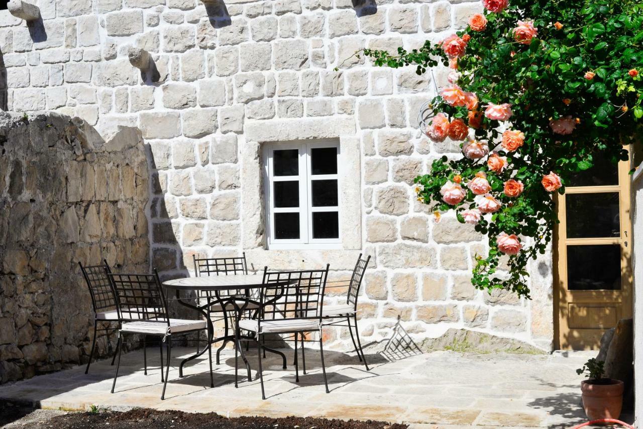 Charming Stone House In Cavtat Old Town Leilighet Eksteriør bilde